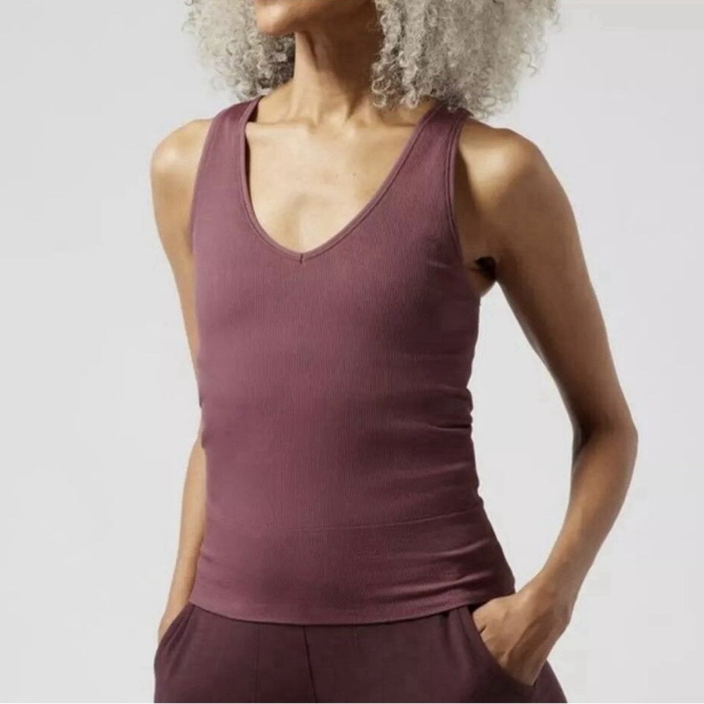 NWT Athleta Aurora Ribbed Tank Top - Plum Mauve